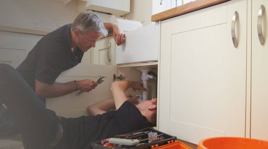 Professional burst pipe repair services in Woodland, IL